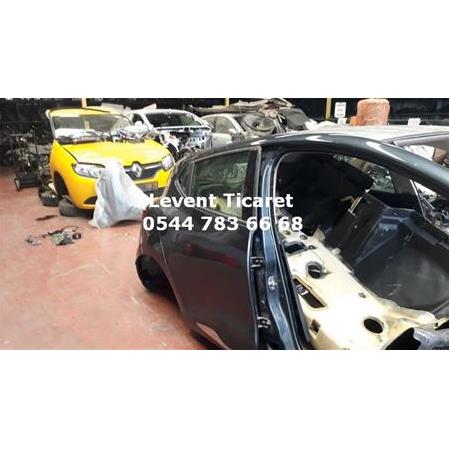 Clio 4 Tavan Arka (Gri)