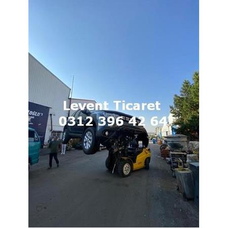 Dacia Duster 1.3 Çıkma Sağ Ön kapı