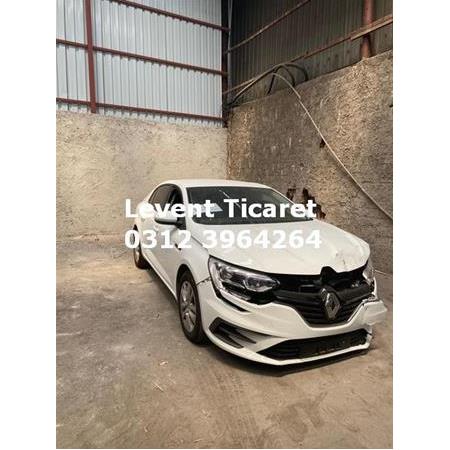 Megane 4 1.3 TCe EDC Çıkma Parça